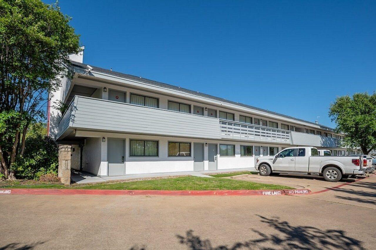 Dallas Love Field Inn Екстериор снимка