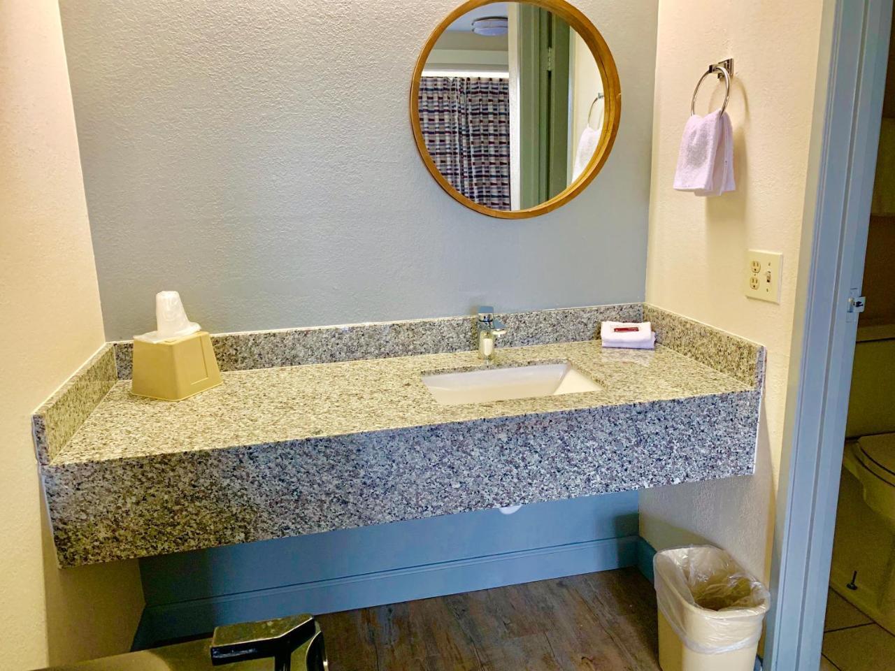 Dallas Love Field Inn Екстериор снимка