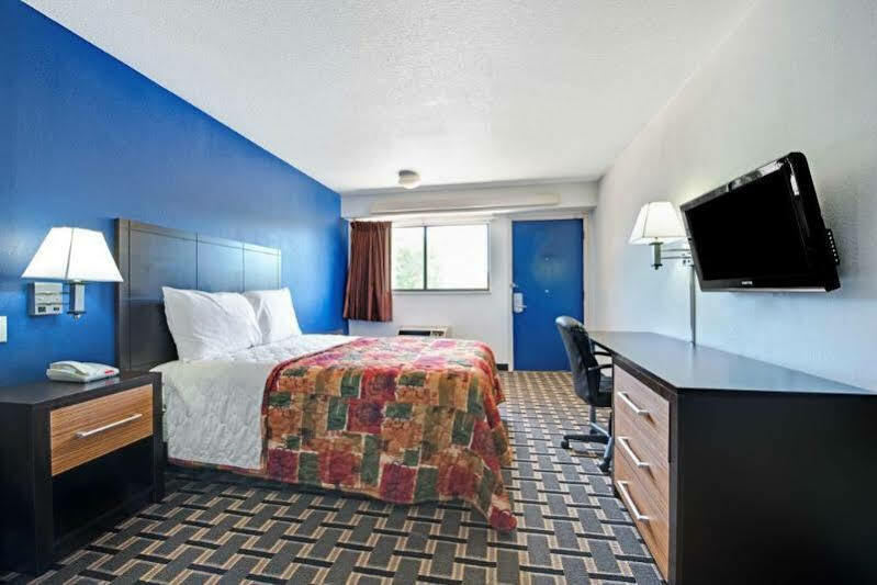 Dallas Love Field Inn Екстериор снимка